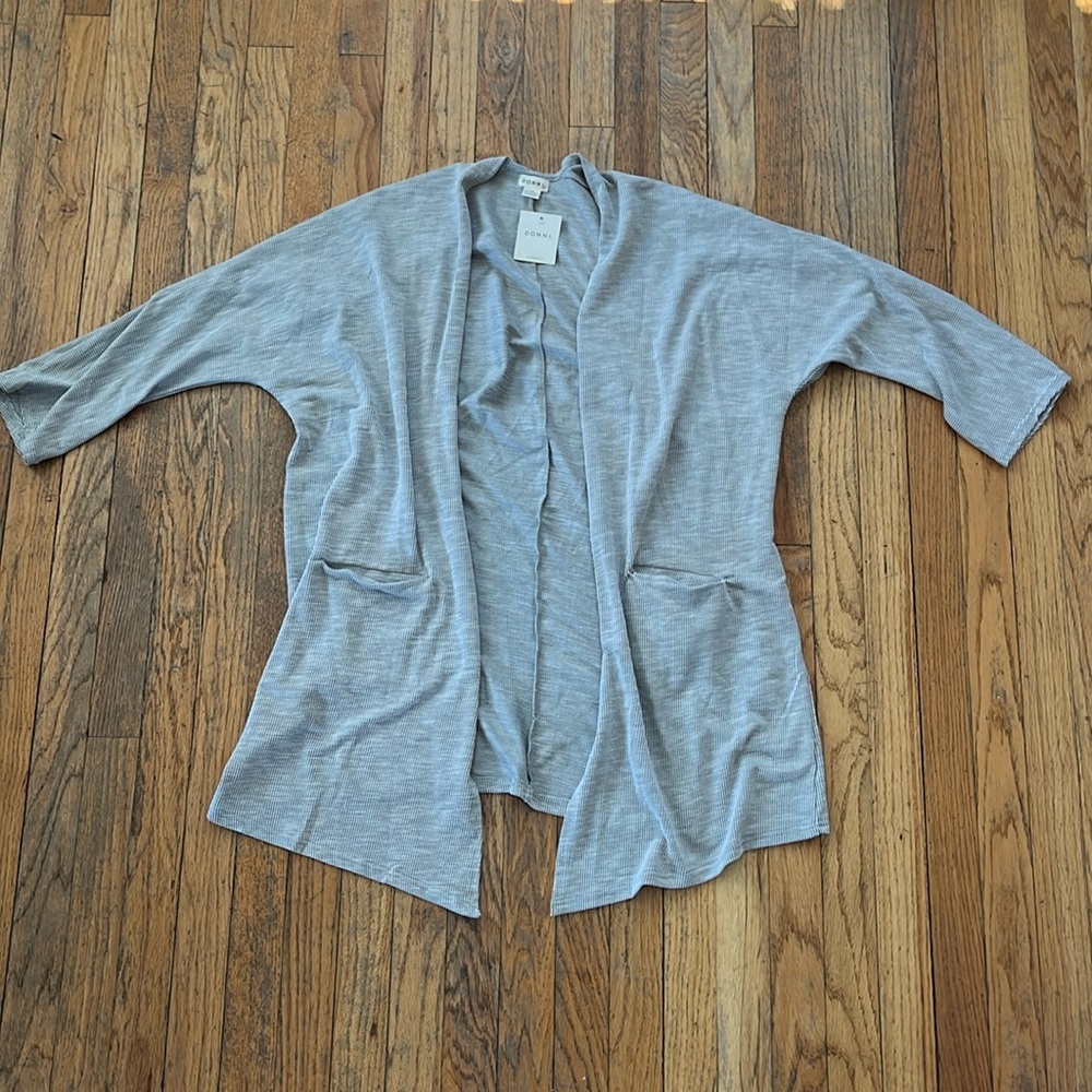Dani brand new lightweight sweater